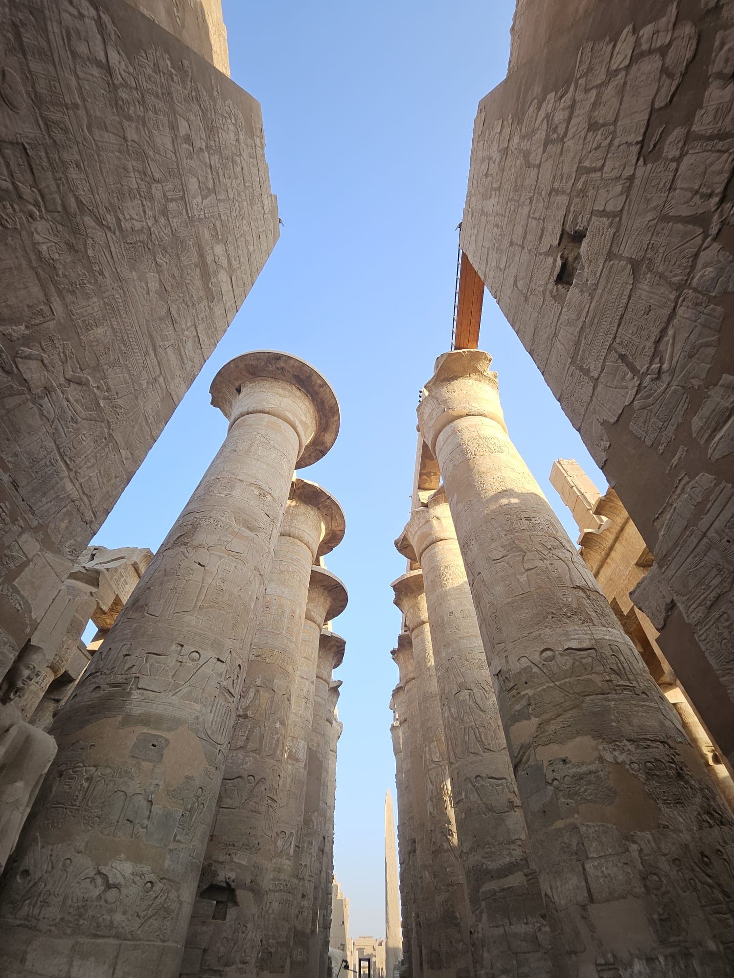 Colonnes de Karnak au lever du soleil, Louxor, Escapades Sérénité